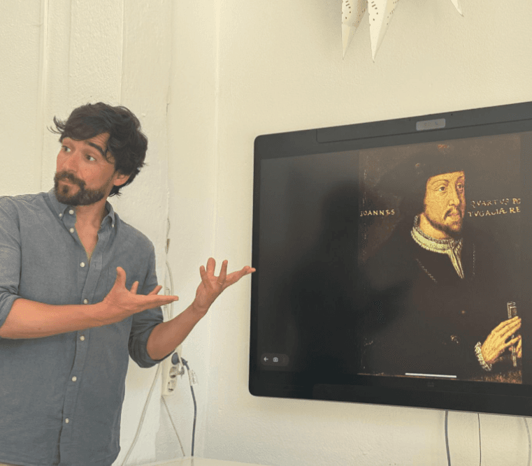 Breakfast with History